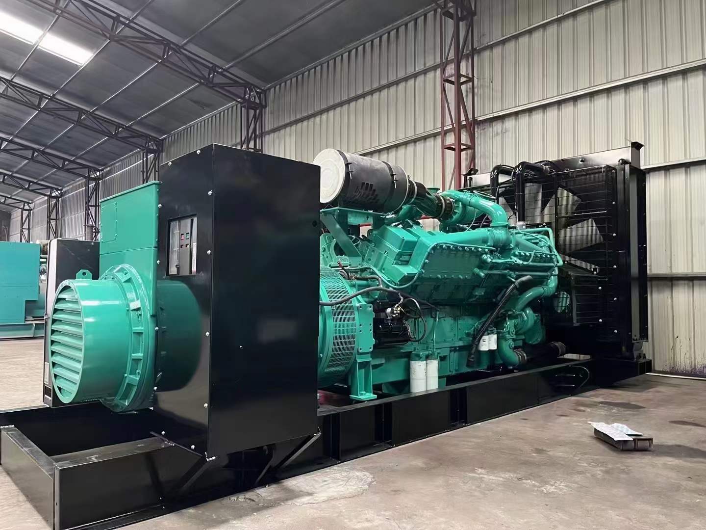 石阡如何评估无功补偿装置的性能和效果？