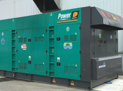 石阡升级发电机组的过程中需要注意哪些安全事项？