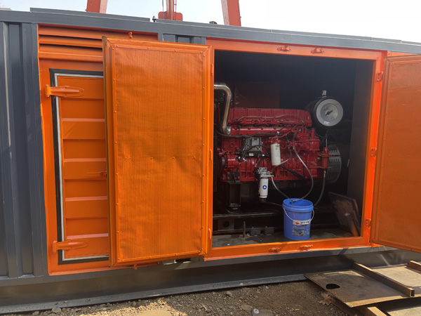 石阡柴油发电机组在高温环境下运行时需要注意哪些问题？